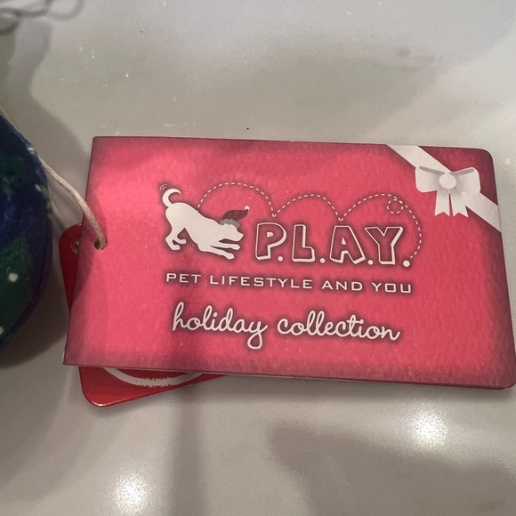 🆕 3/for $20 in a BUNDLE ~ P.L.A.Y. Holiday Peace & Joy  Dog Toy - Picture 6 of 8